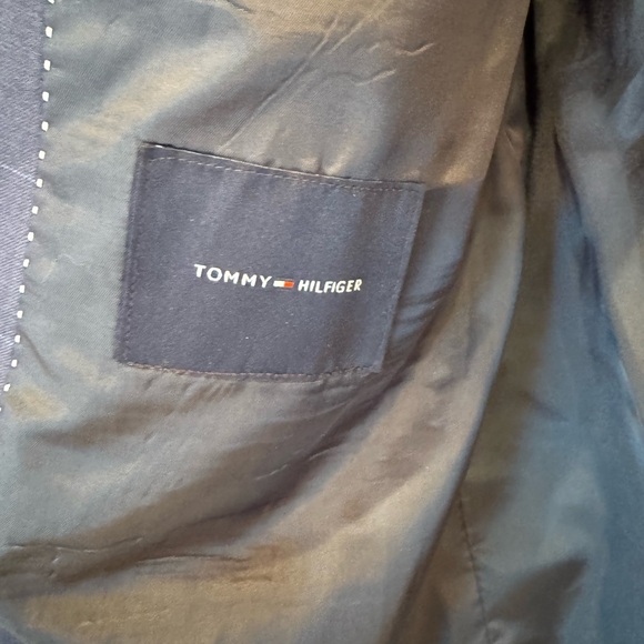 Tommy Hilfiger Suit - Picture 5 of 6